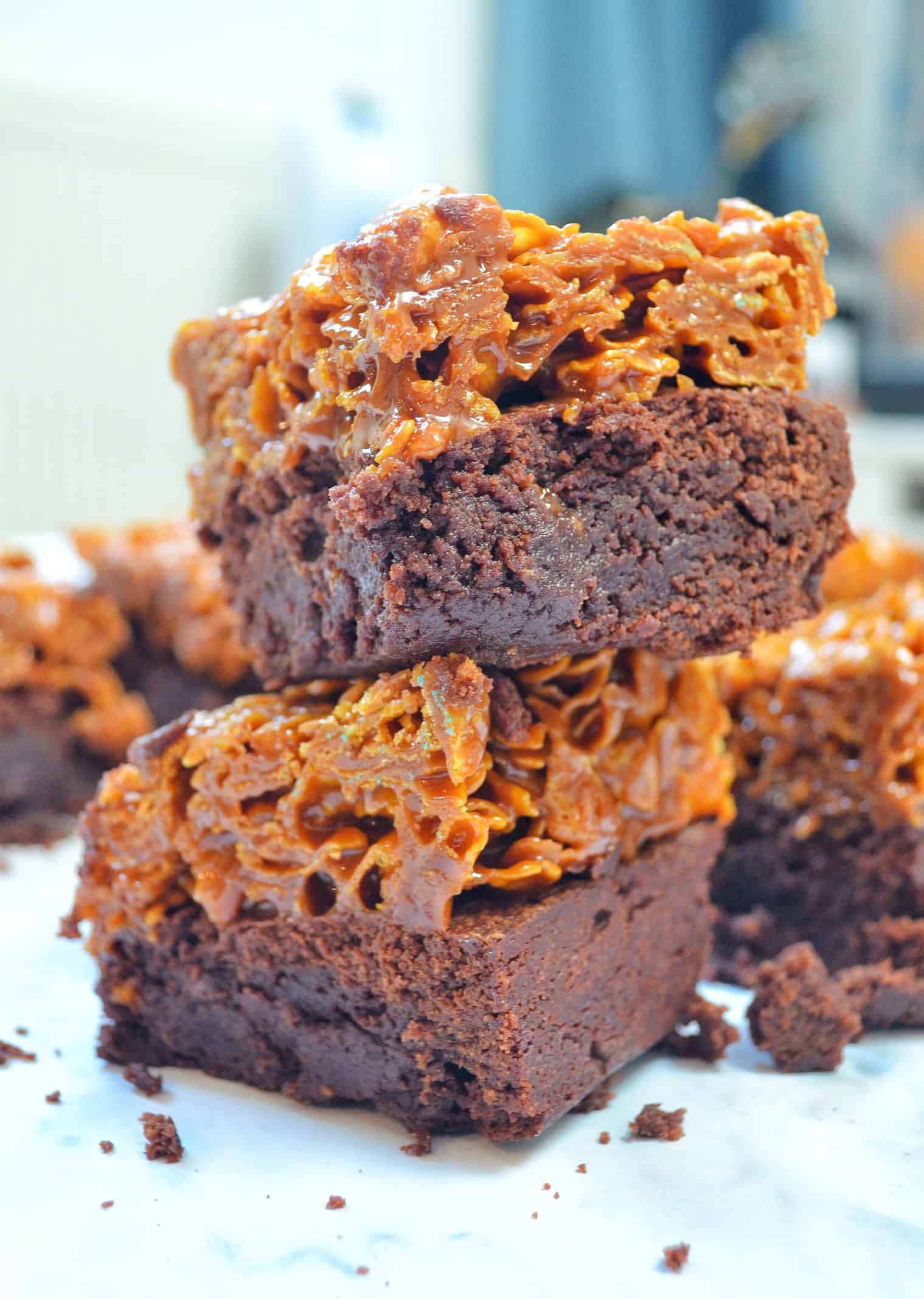 Sauced Caramel Cornflake Brownie Pie 