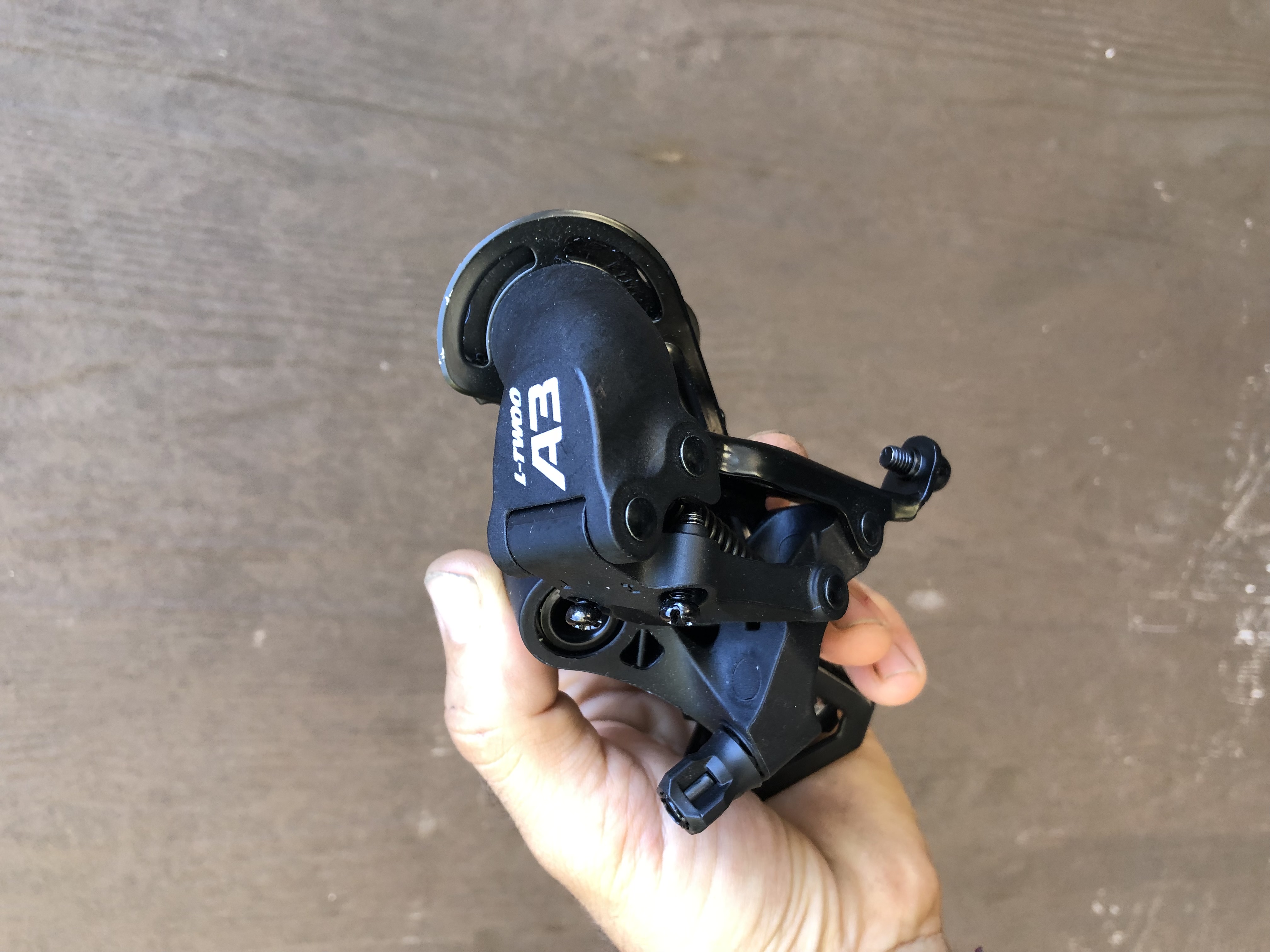 Pata de cambio ltwoo A3 8v 