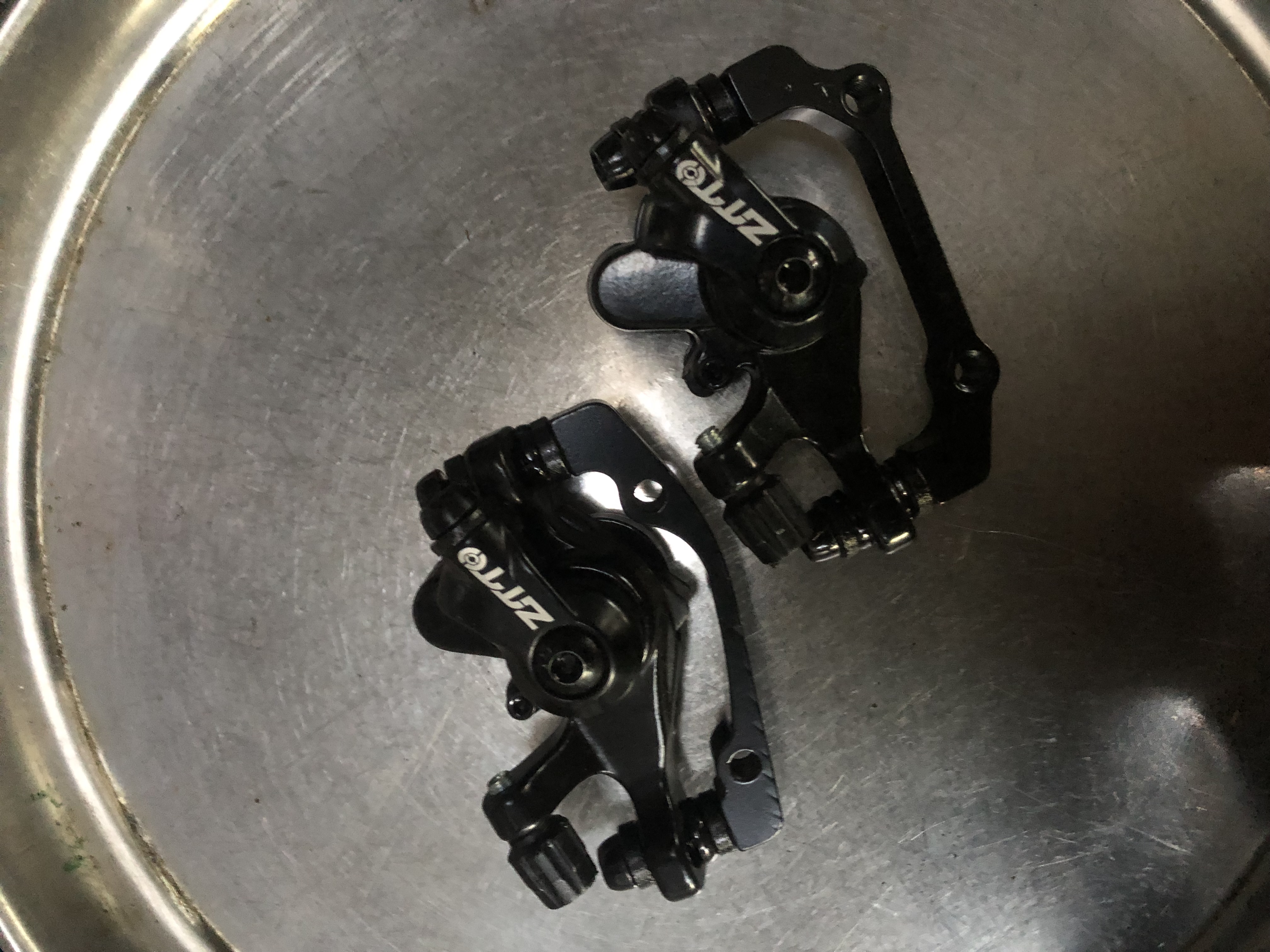 Calipers mecanicos ztto