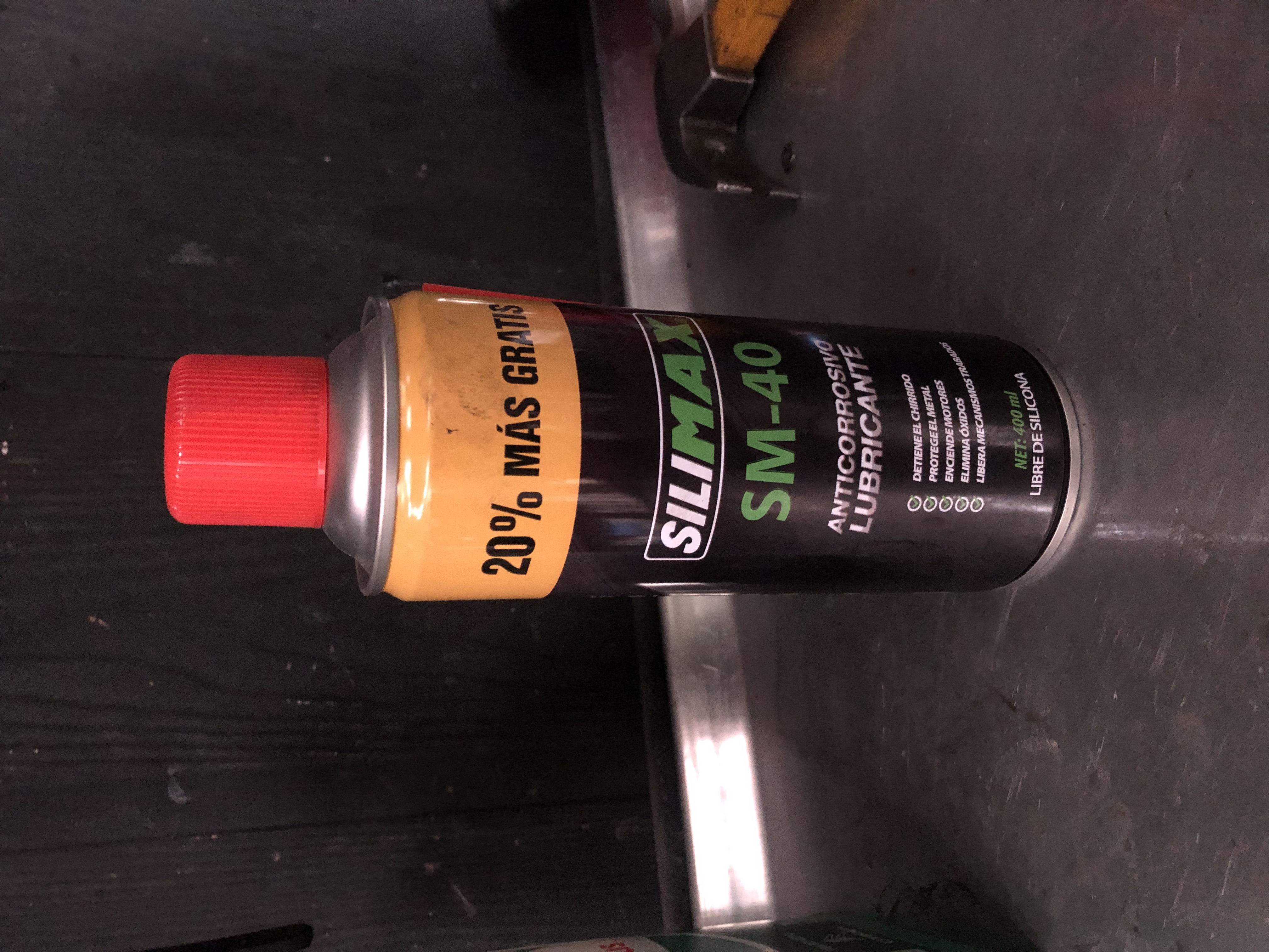 Lubricante en lata 