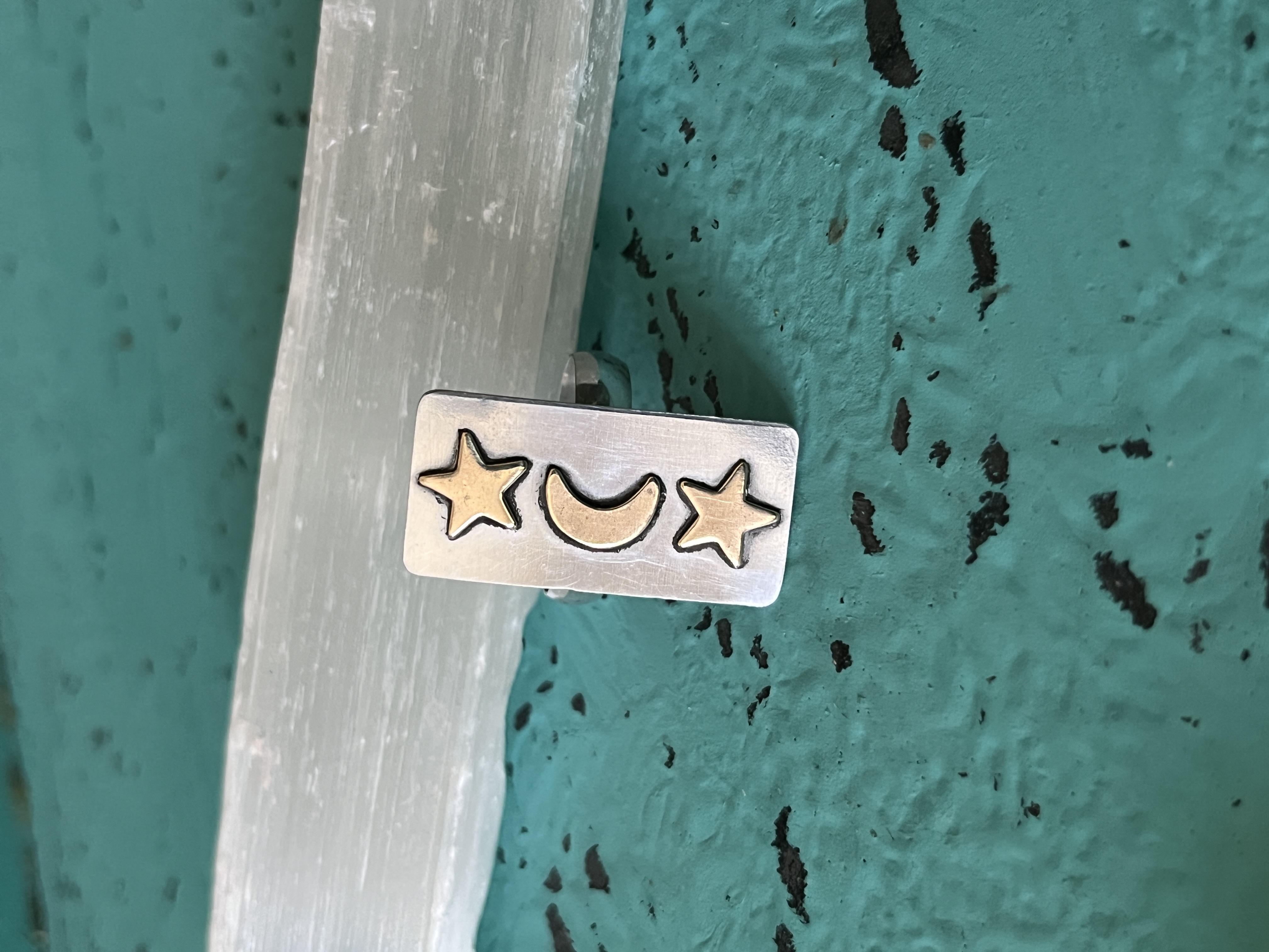 The Celestial Seal, sz 7.75/8