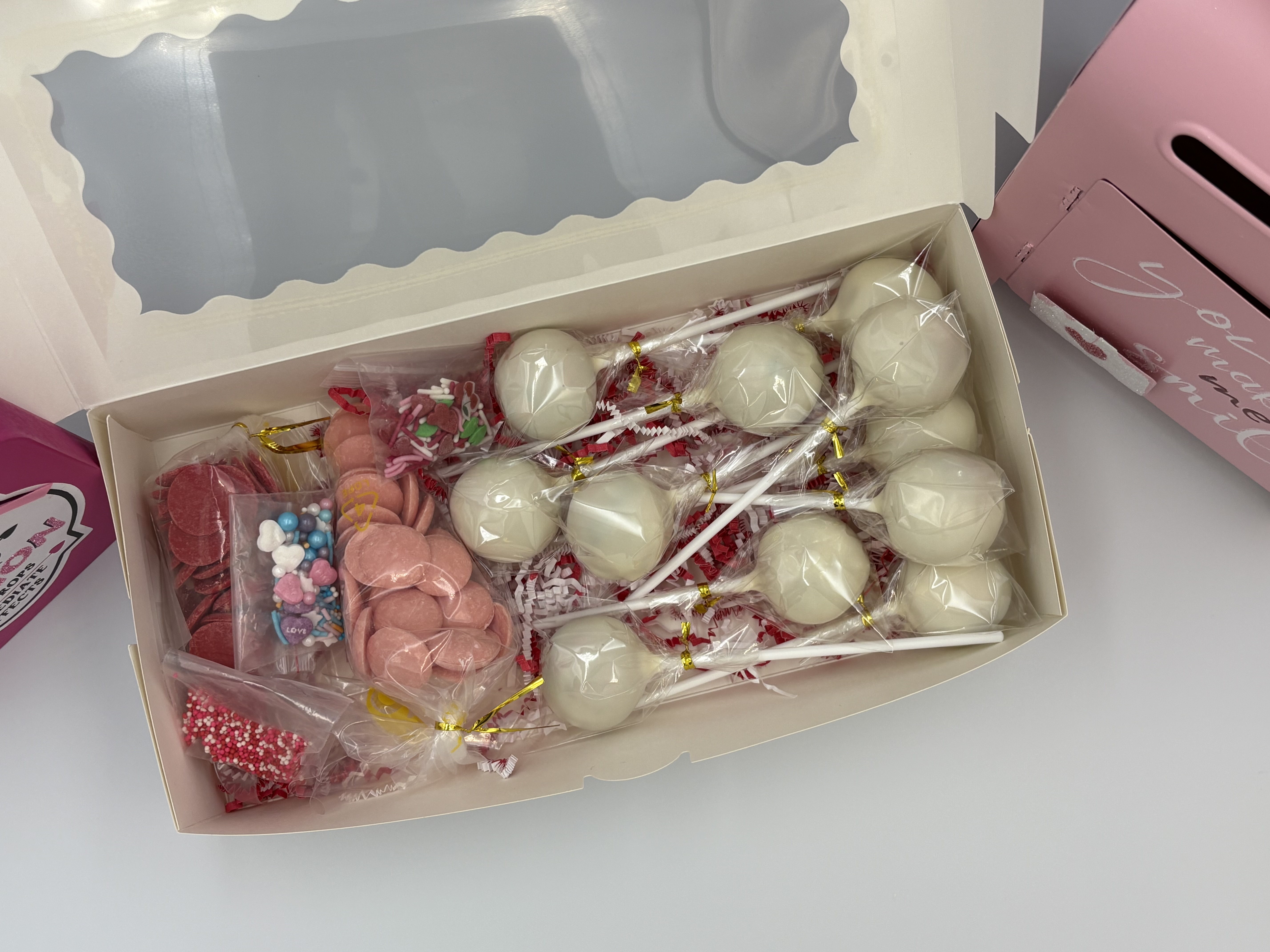 DIY Kit - 1 Dozen Cake Pop Kit