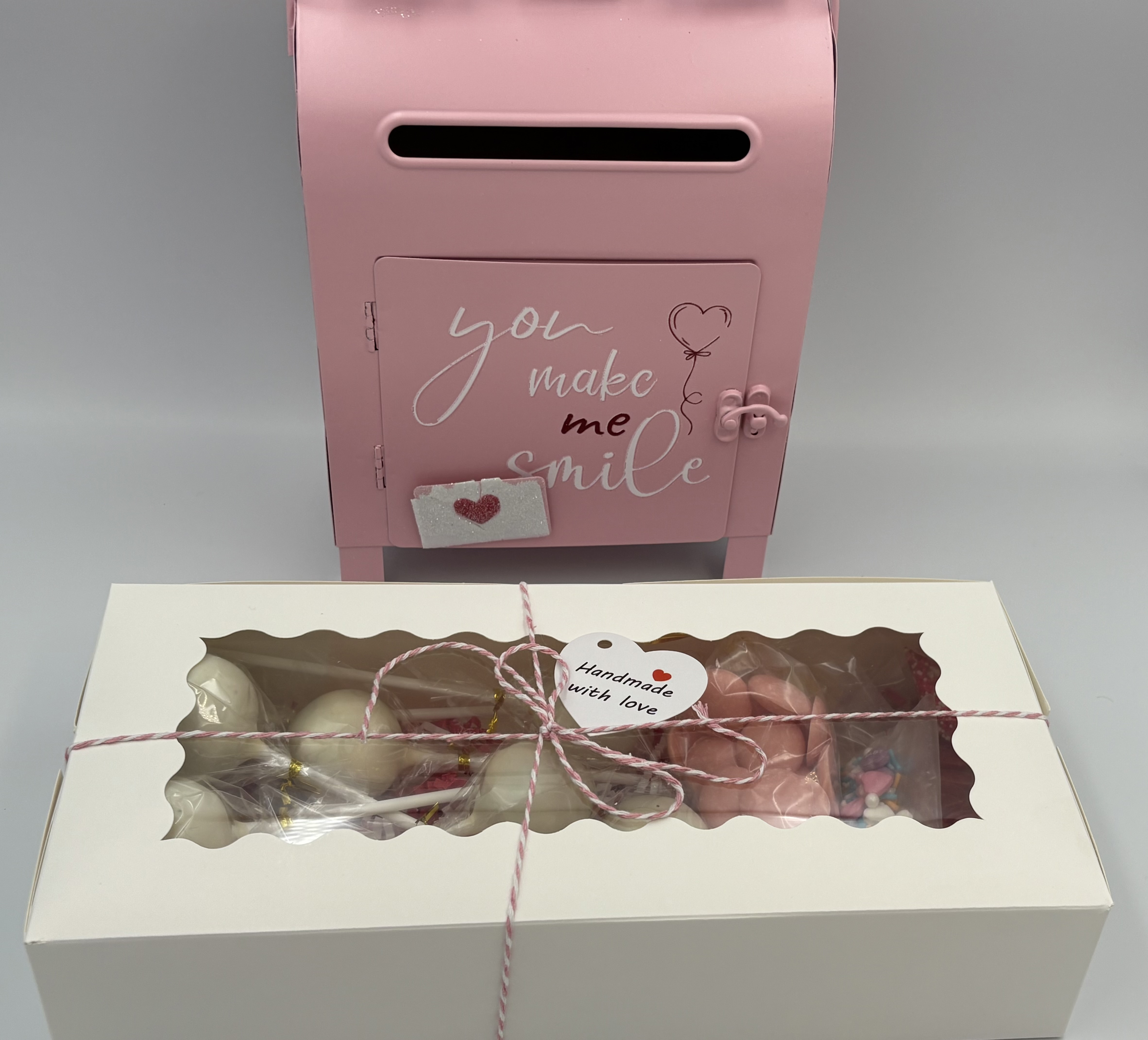 DIY Kit - 1 Dozen Cake Pop Kit