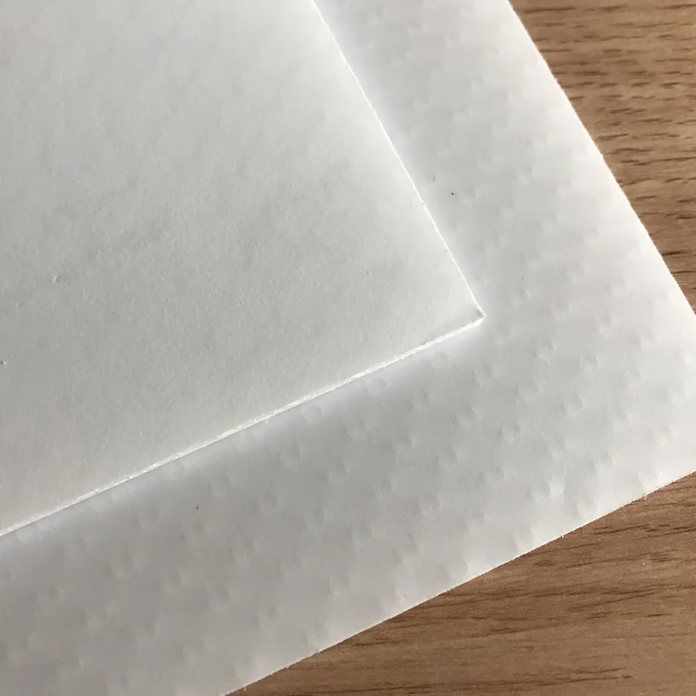 Lightweight 1200x2400mm polypropylene honeycomb plastic sheet