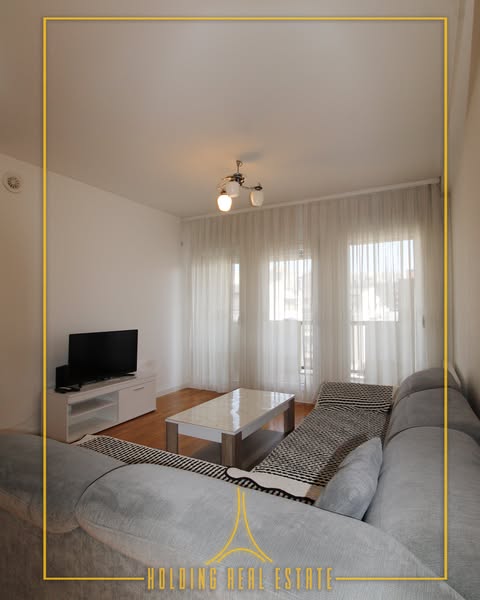 Lëshojmë banesën me qira në Rrugën B - Prishtinë