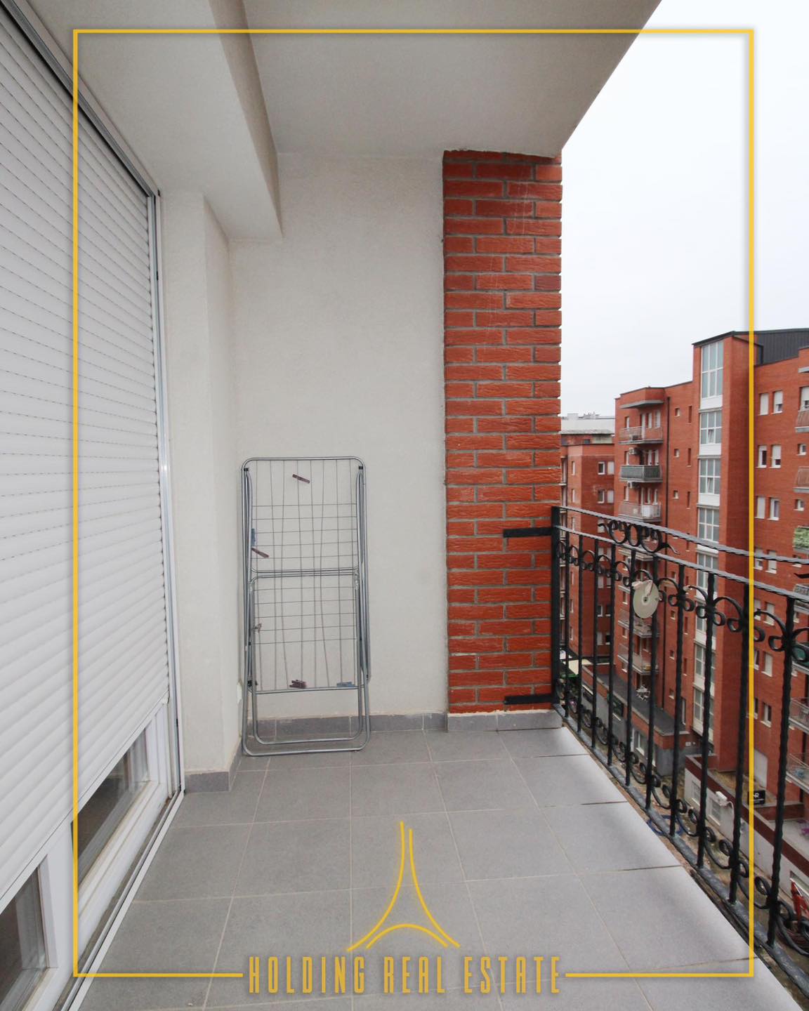 Lëshojmë banesë me qira në Rr.Muharrem Fejza