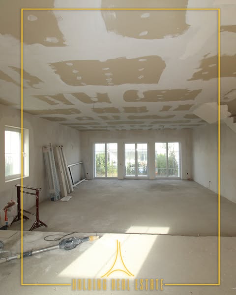 Shitet shtëpia në Bërnicë (Chelsea Point)