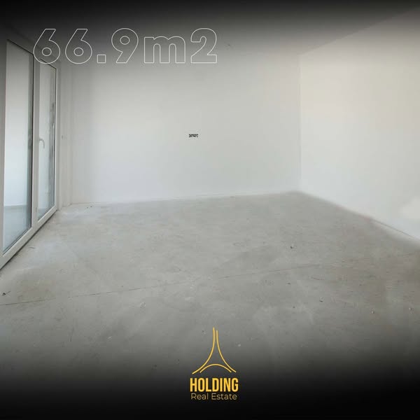 Shitet banesa në Rrugën B