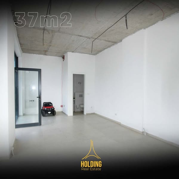 Lëshojm lokal me qira në Rrugën C- Prishtinë