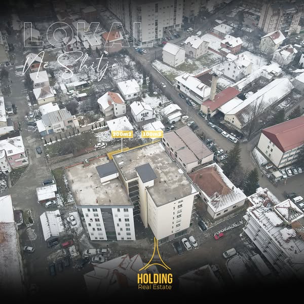 Shiten Lokali në Fushë Kosovë