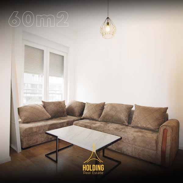 Lëshojmë banesën me qira në Rrugën B