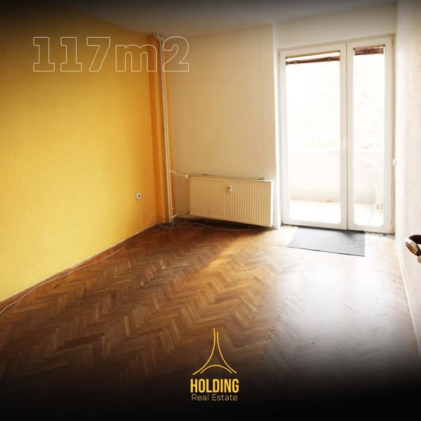 Lëshojmë banesën me qira në Qendër