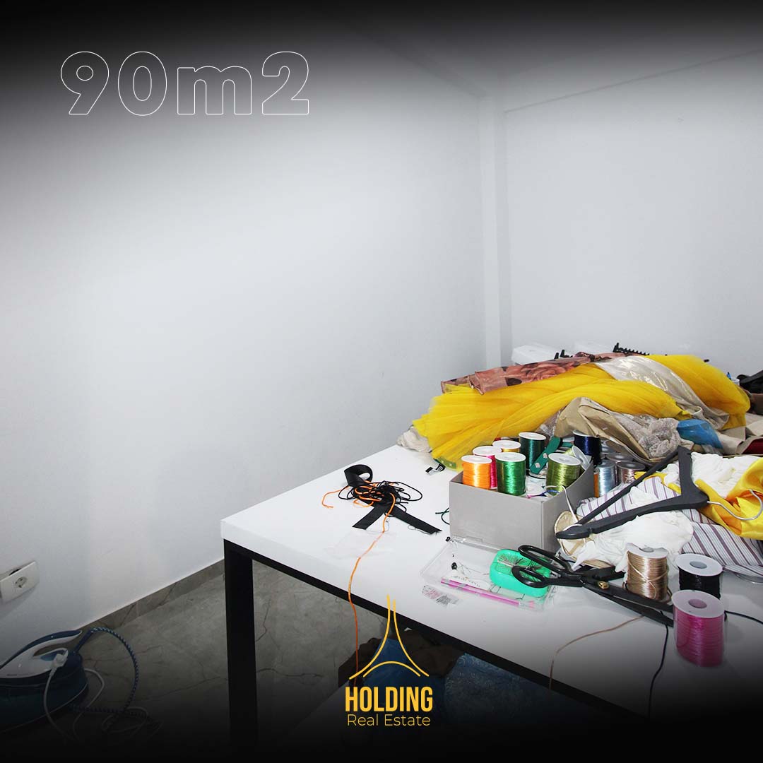 Lokal në shitje në Rrugën B-Prishtinë