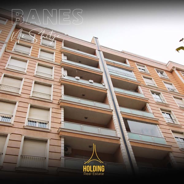 Shitet Banesa në lagjën Emshir (Kalabri)