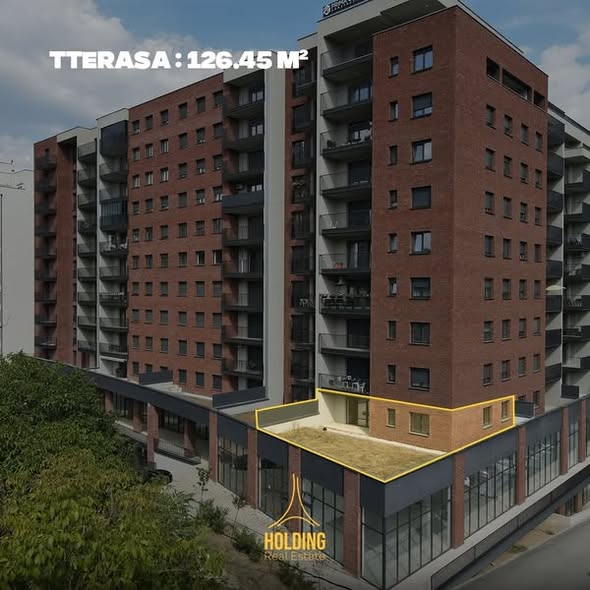 Shitet Penthouse në lagjën Prishtina e re