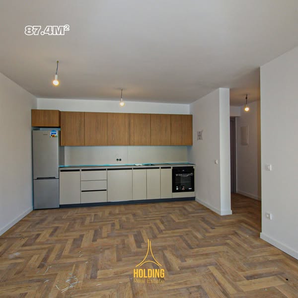 Shitet banesa lagjën e Muhaxherëve