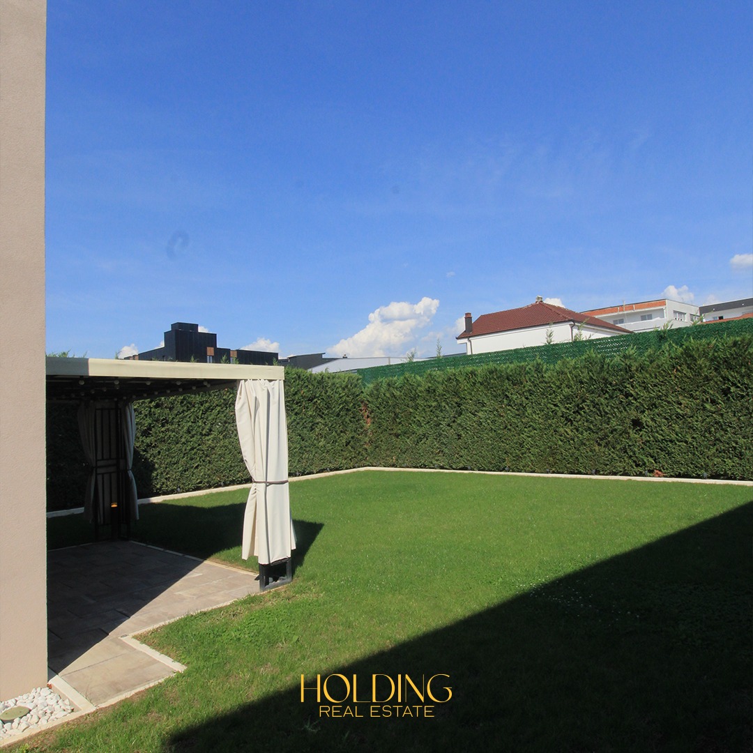 Shitet shtëpia në Çagllavicë