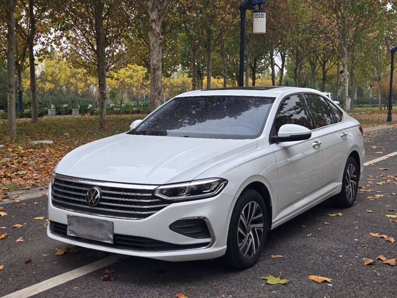 VOLKSWAGEN  LAVIDA TOP 2022