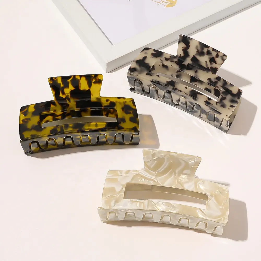 Fashionable Hair Claw Clips