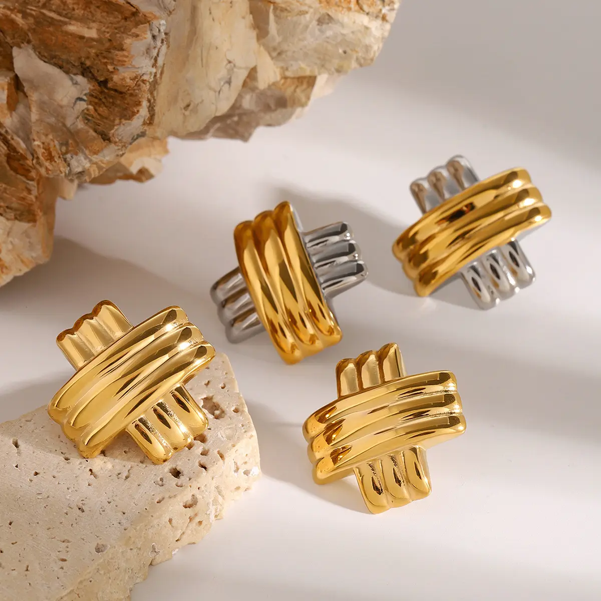 Elegant Geometric Rings