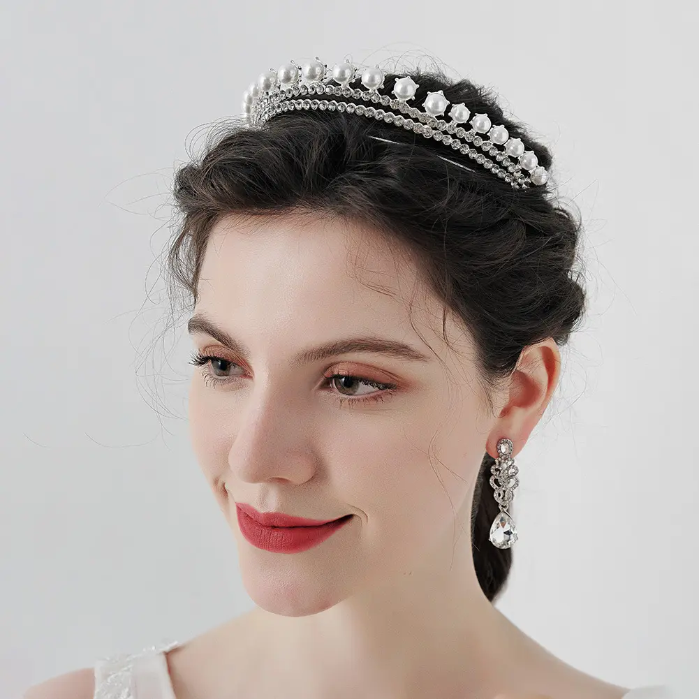 Elegant Crystal Tiara