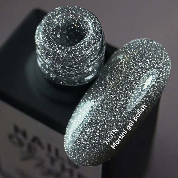 NAILSOFTHEDAY Martini