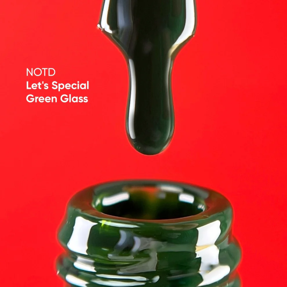 NAILSOFTHEDAY Let’s special Green glass