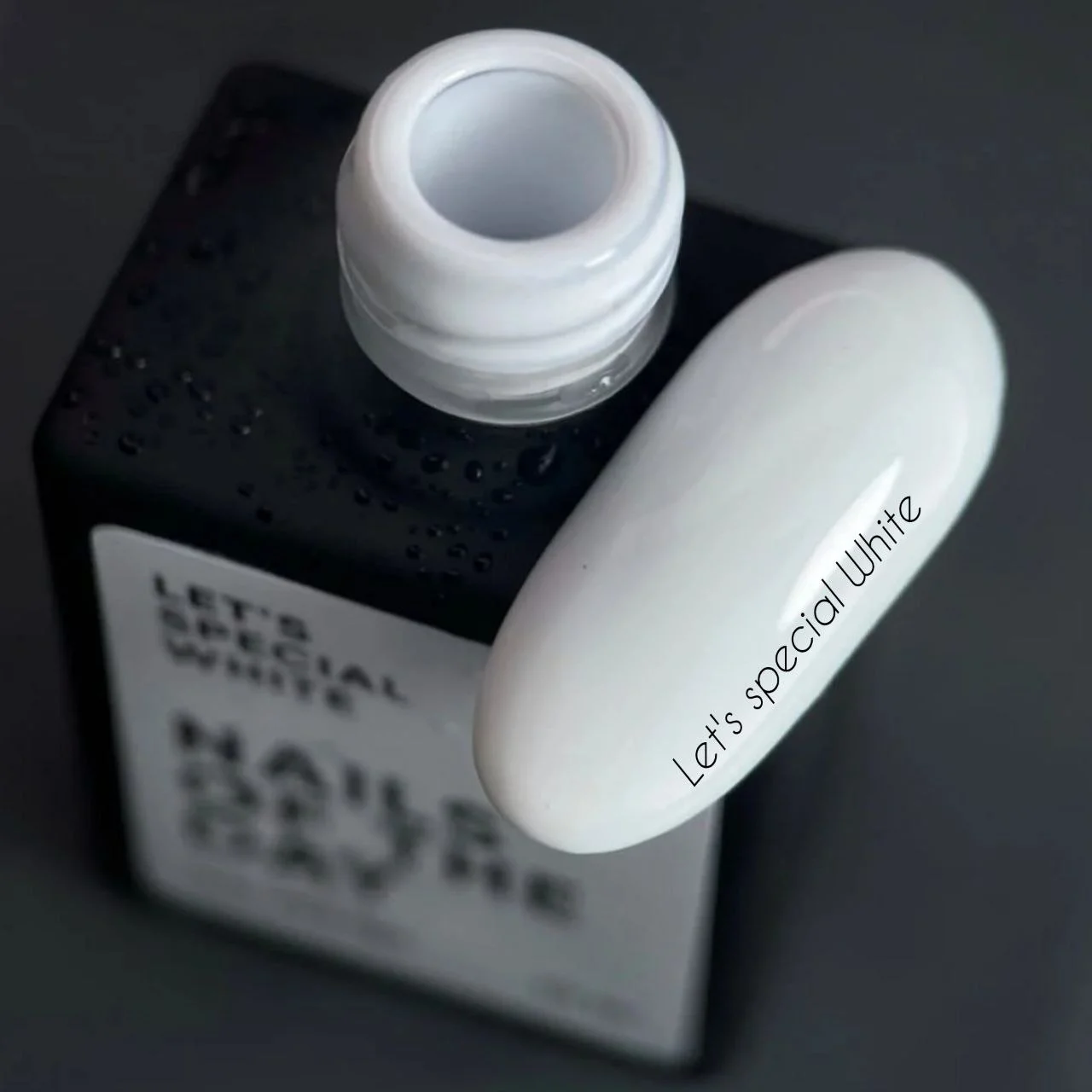 NAILSOFTHEDAY Let’s special White