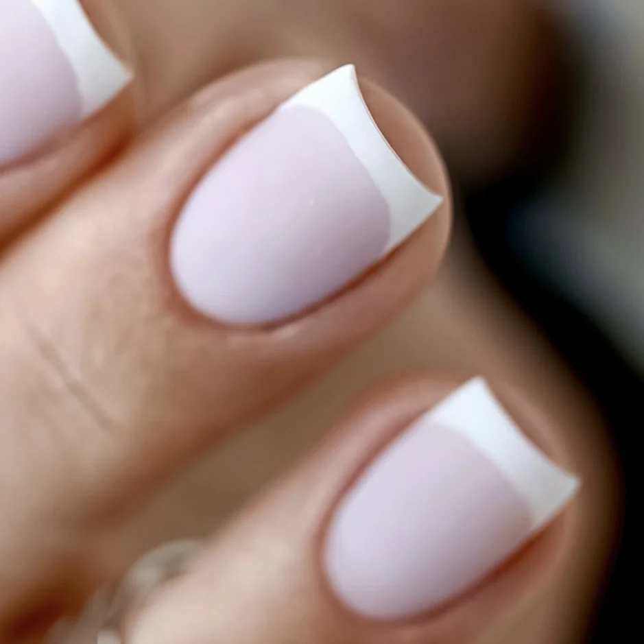 NAILSOFTHEDAY Let’s special White