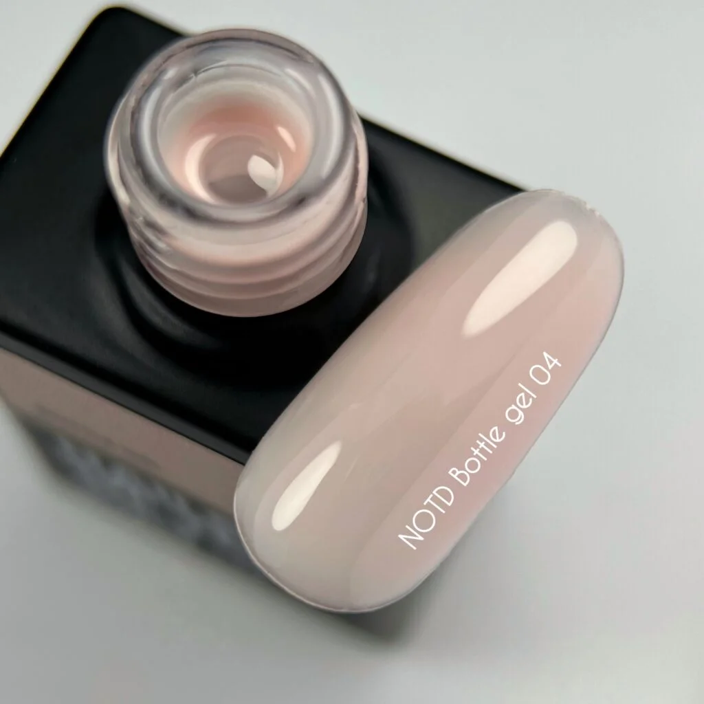 NAILSOFTHEDAY Bottle gel 04