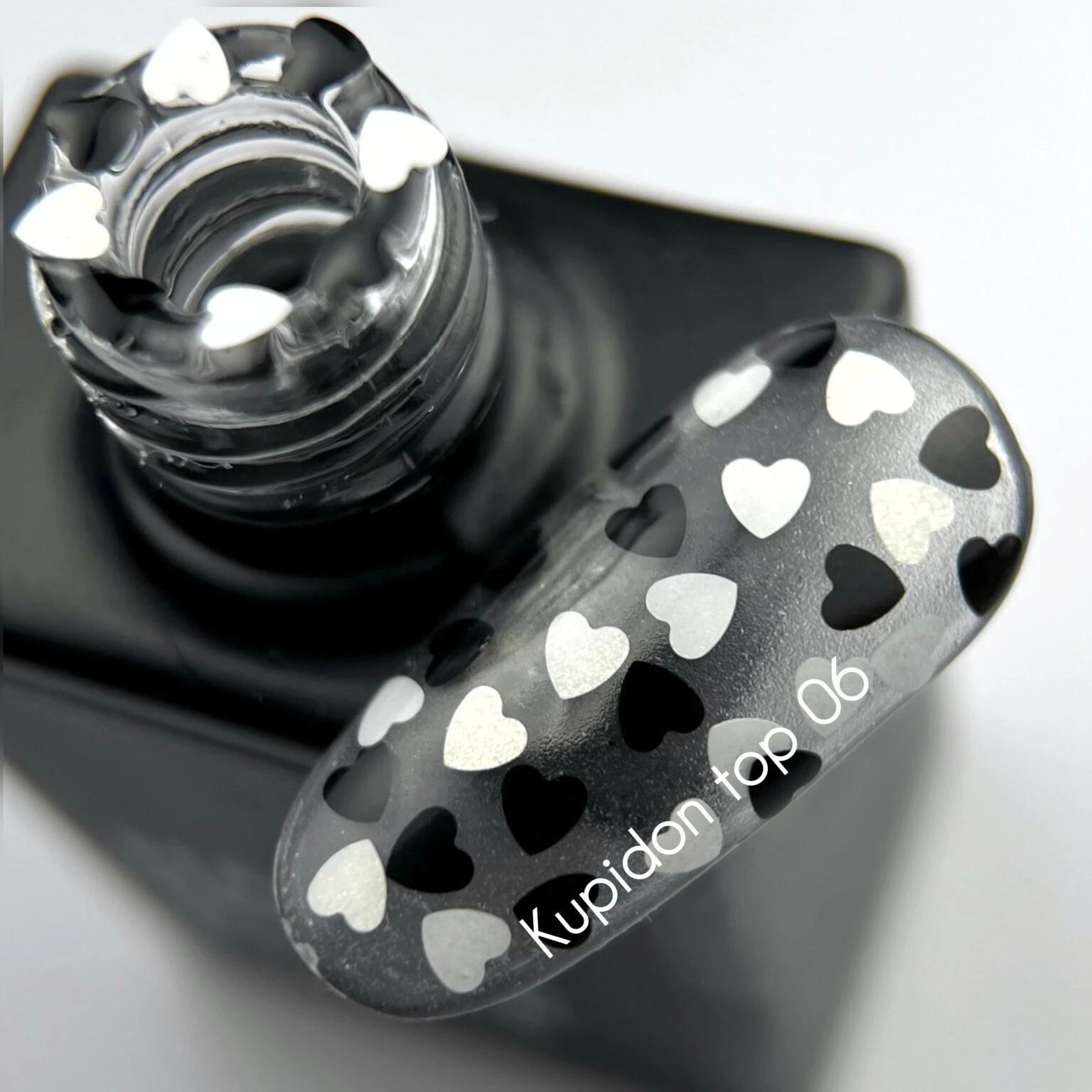 NAILSOFTHEDAY Kupidon top 06