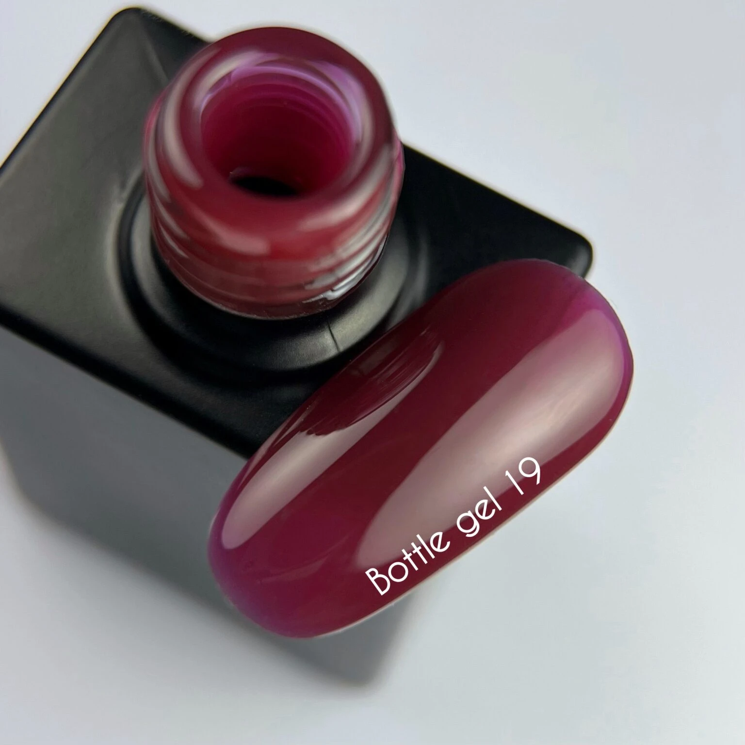 NAILSOFTHEDAY Bottle gel 19