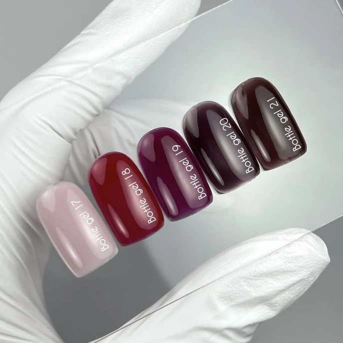 NAILSOFTHEDAY Bottle gel 18