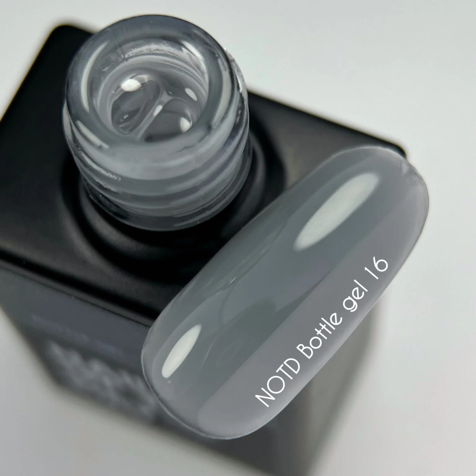 NAILSOFTHEDAY Bottle gel 16