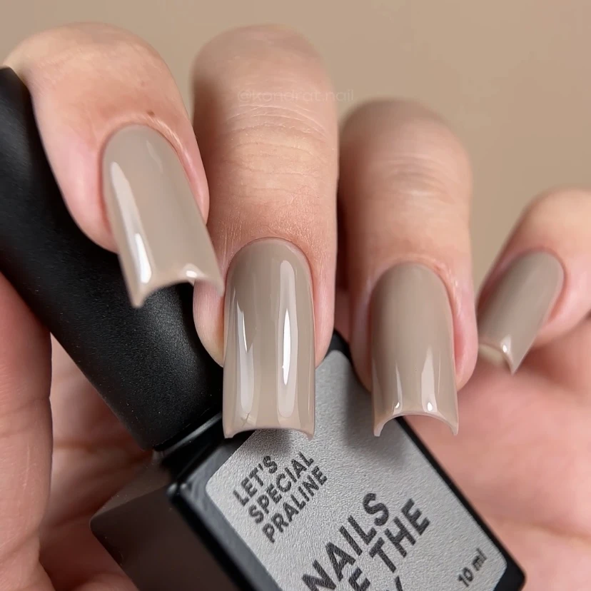 NAILSOFTHEDAY Let’s special Praline