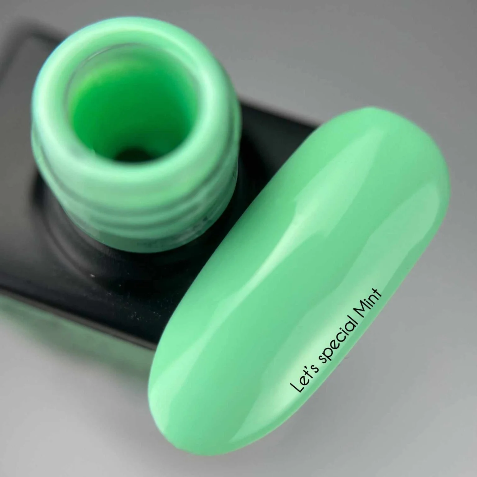 NAILSOFTHEDAY Let’s special Mint