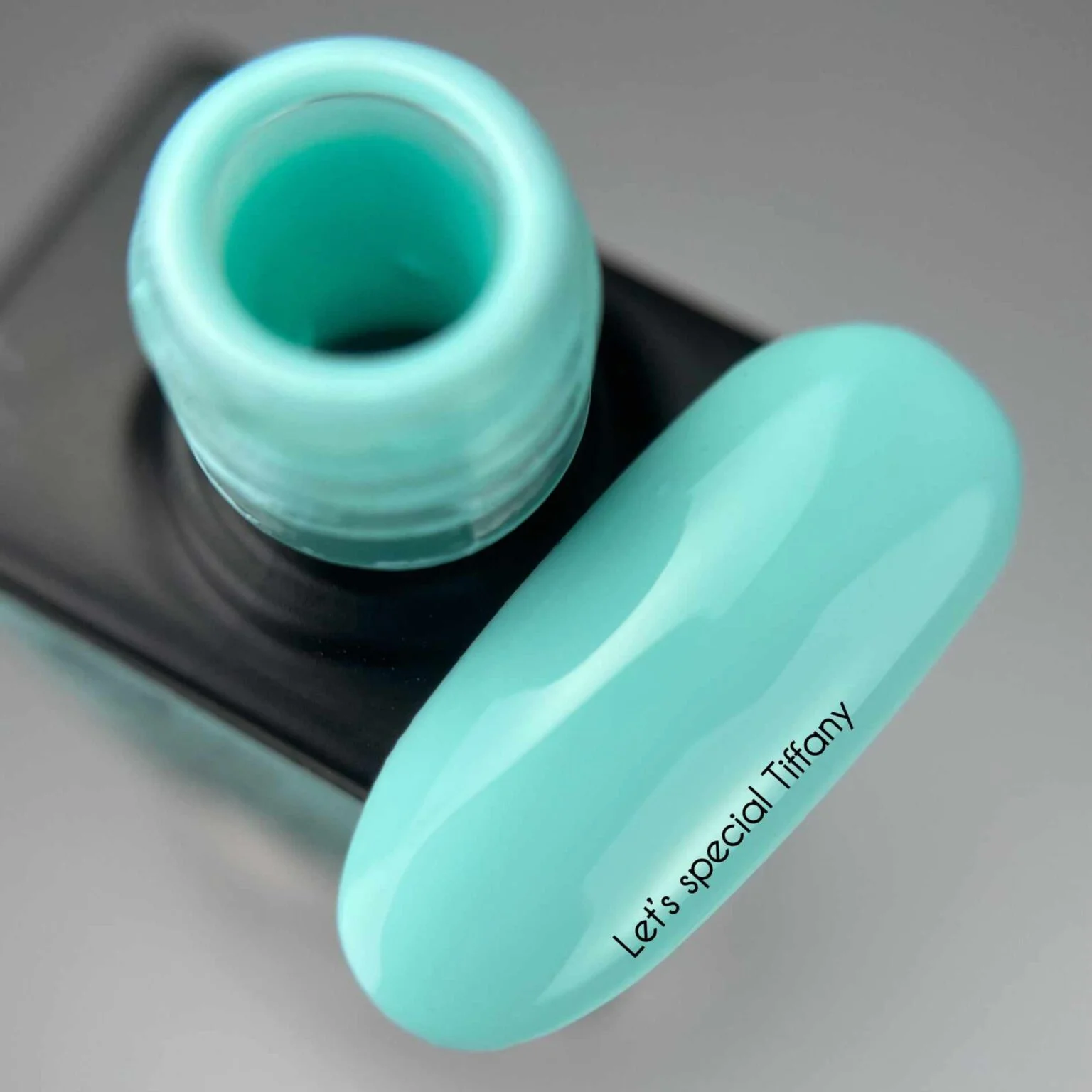 NAILSOFTHEDAY Let’s special Tiffany