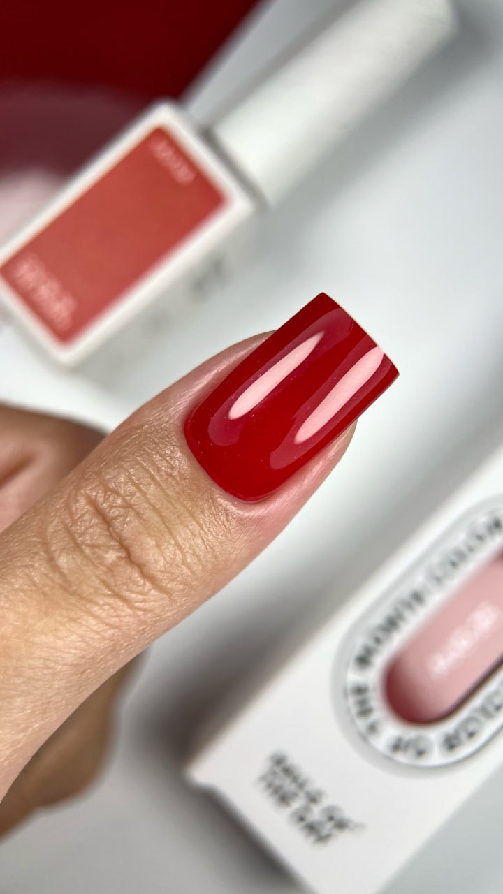 NAILSOFTHEDAY Color of the Month – August 2025 Kalyna