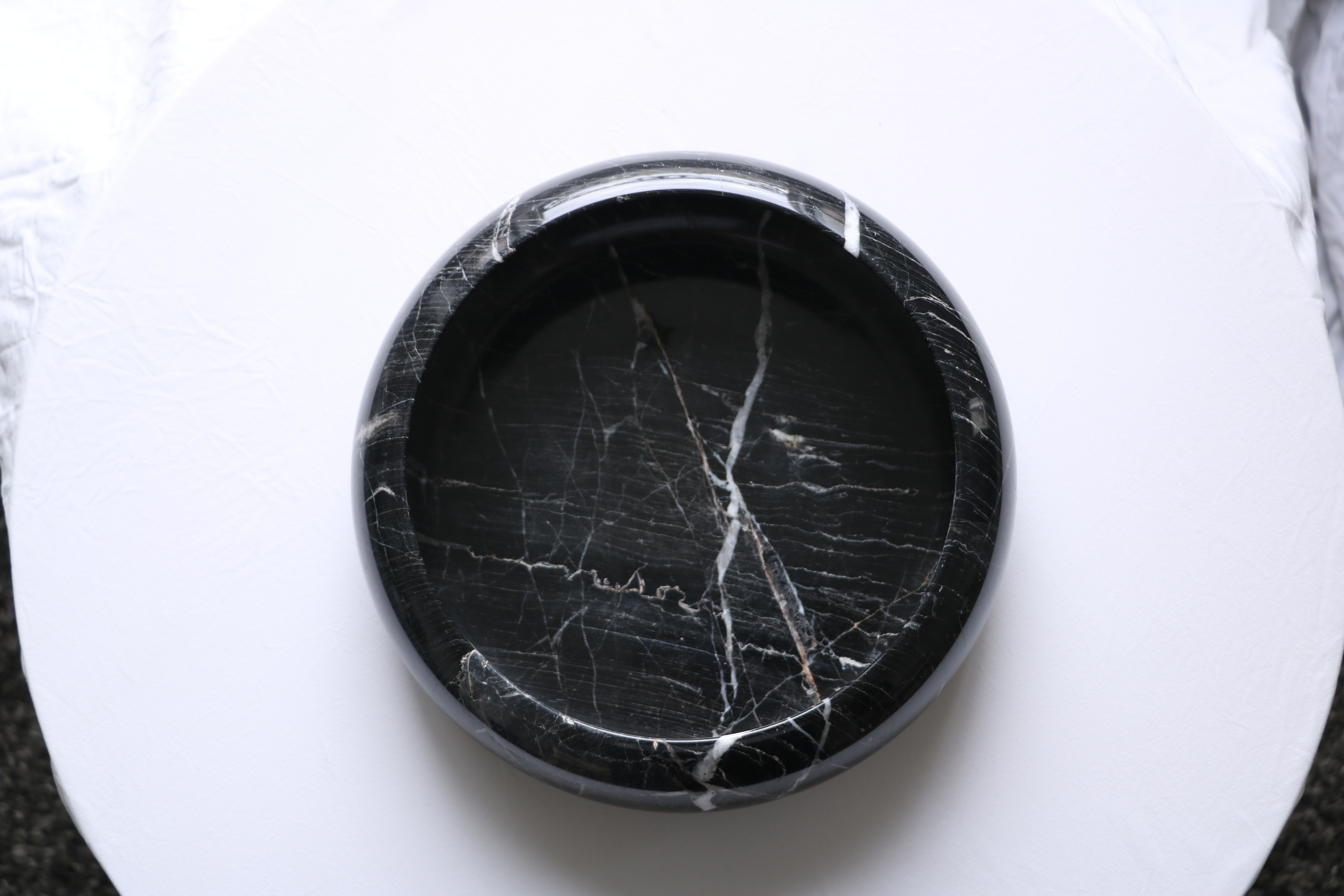 Bol Rond en Marbre Noir Poli – Ø20 cm