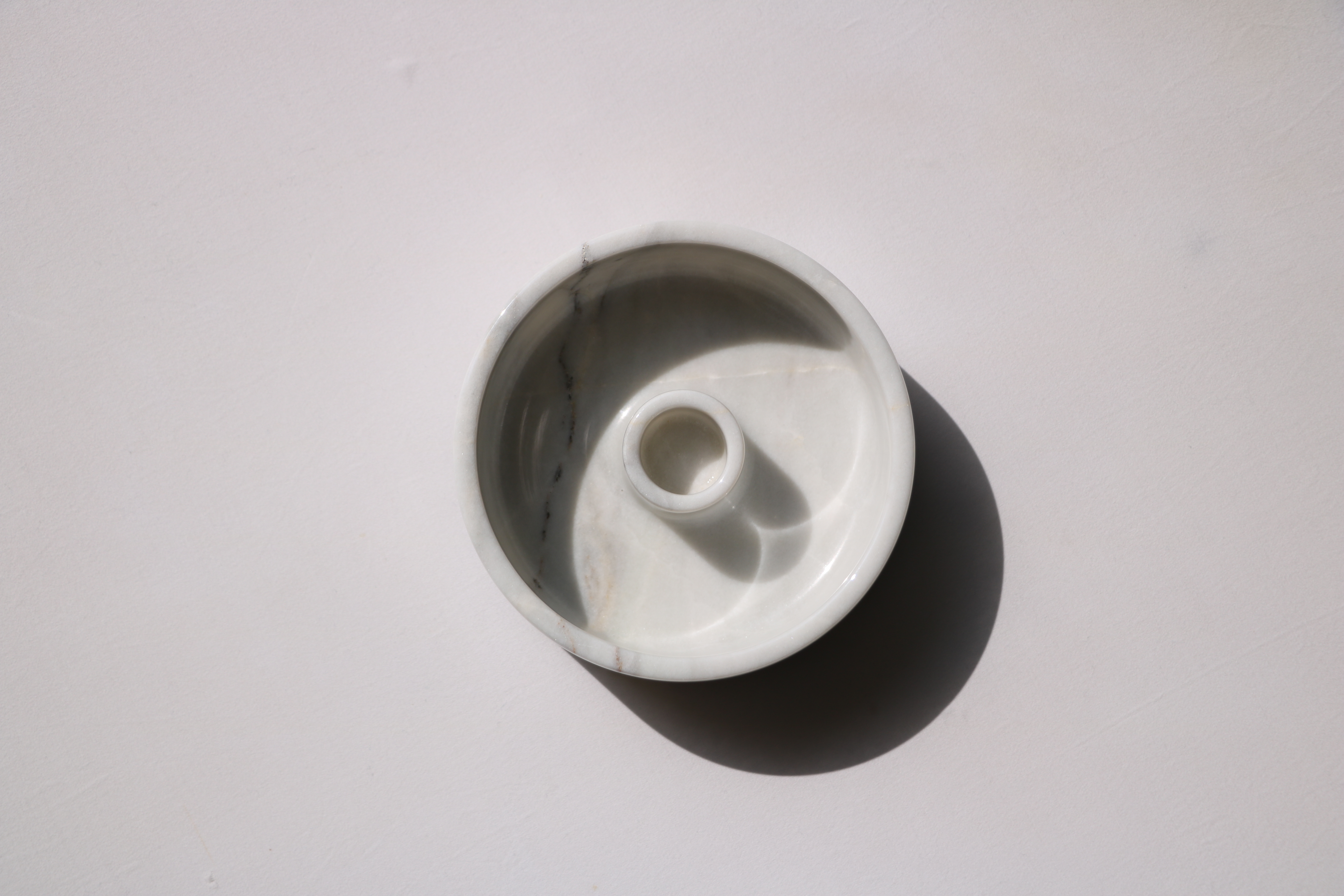 Bougeoir rond droit en Marbre Blanc – Ø15 cm