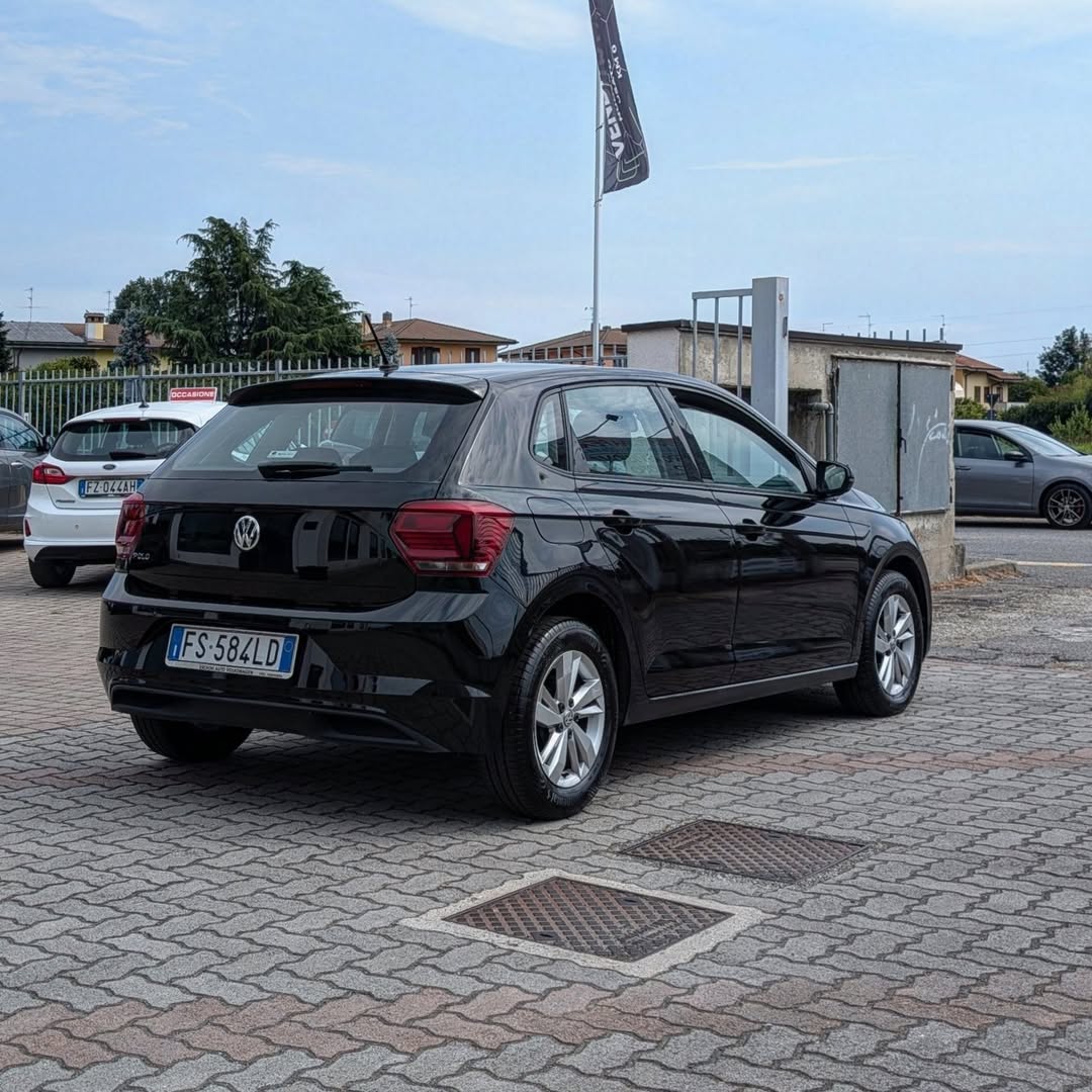 Volkswagen Polo Polo VI 2017 5p 1.0 evo Comfortline 80cv