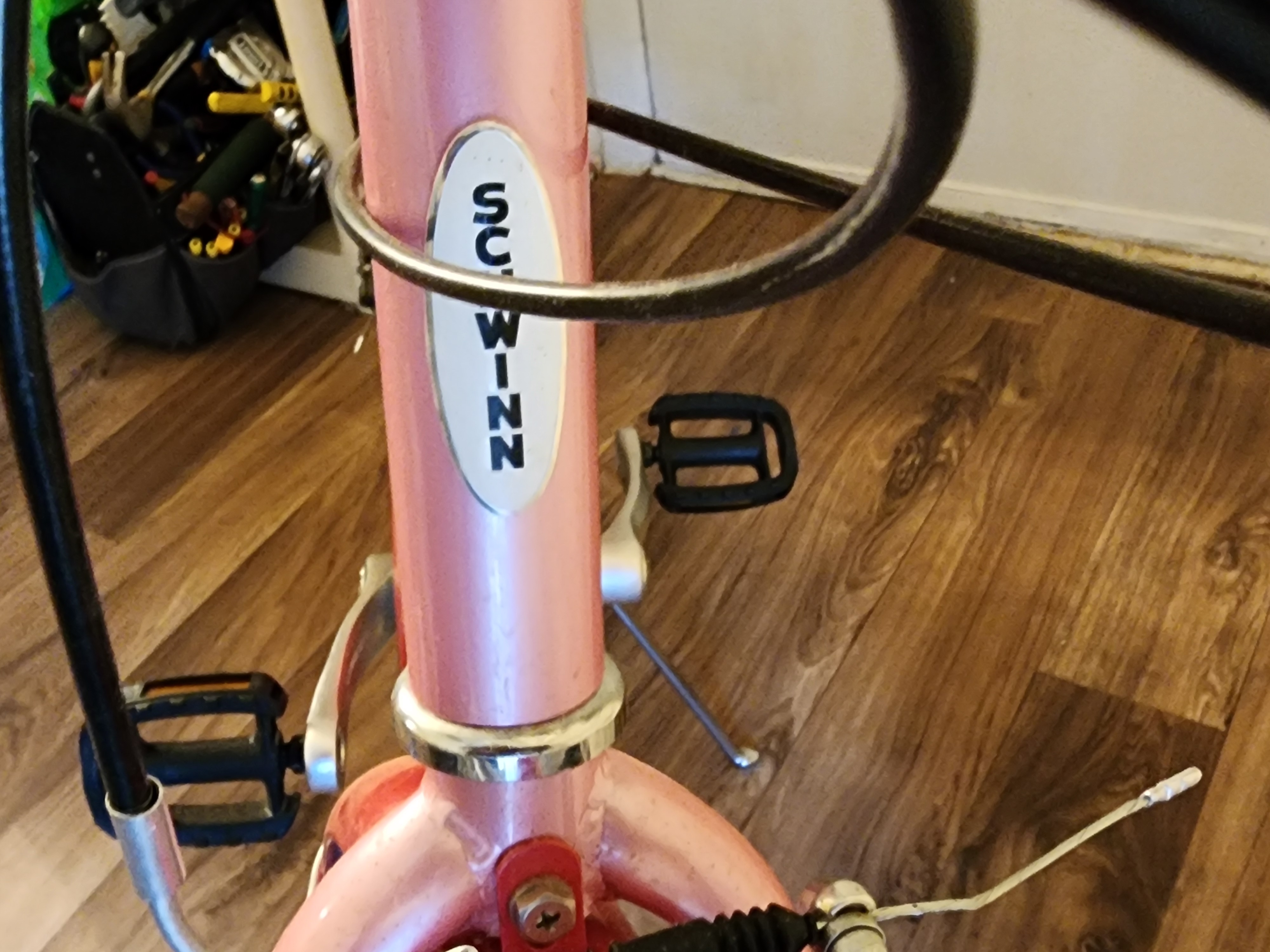 Schwinn Salina 24" Wheel Girl's Hybrid Bike - Pink