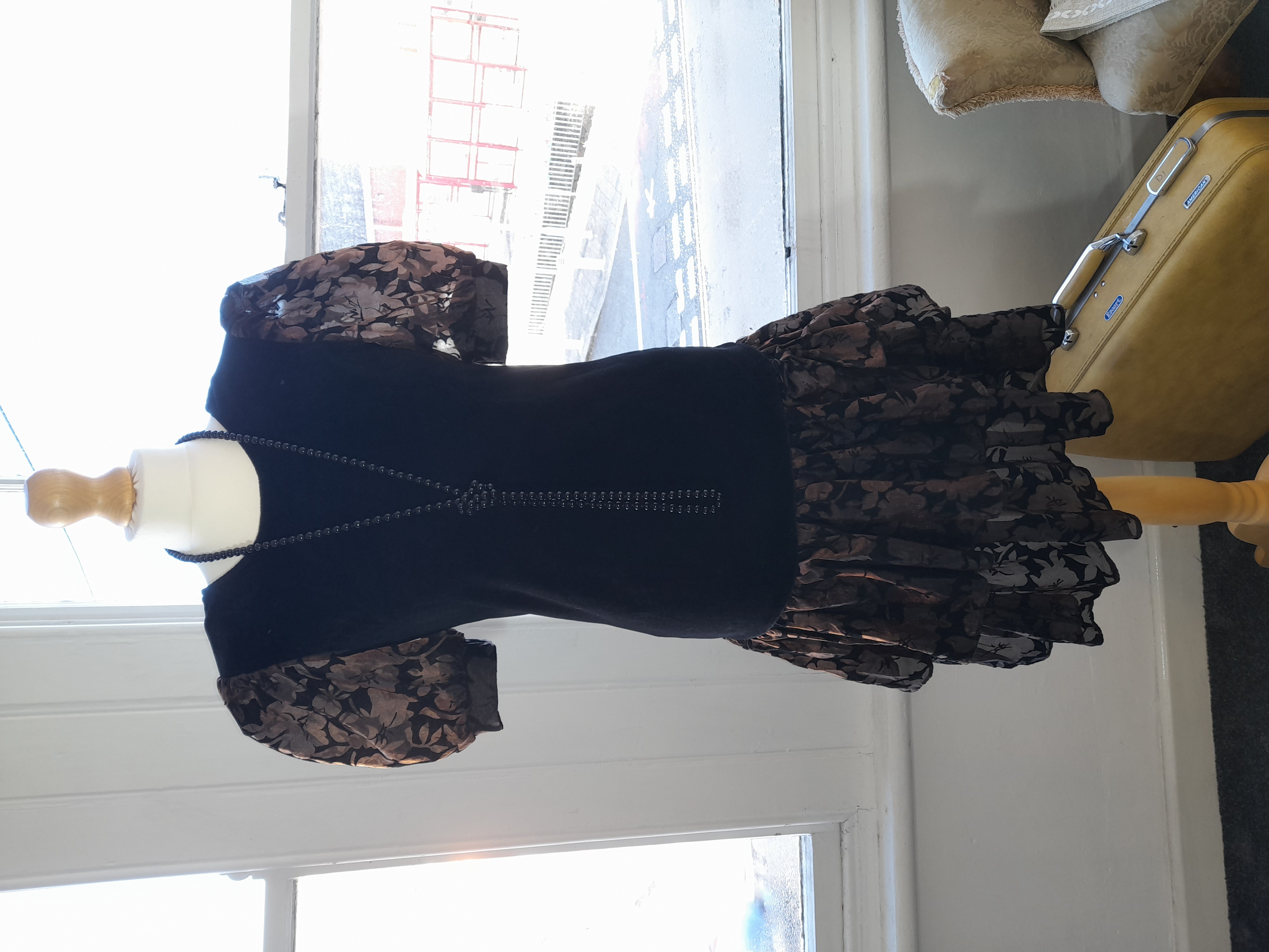 Elegant 90's Black Dress
