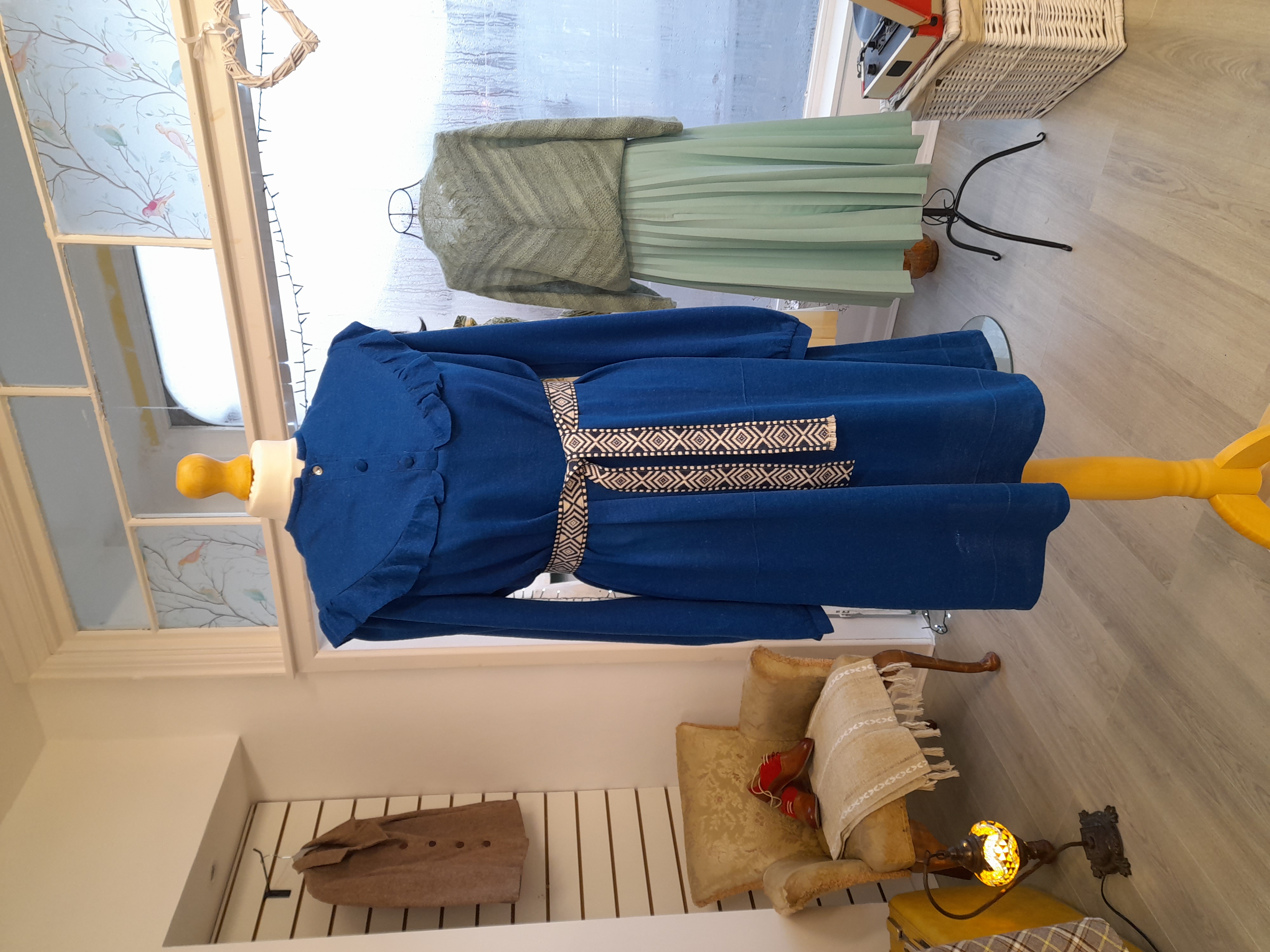 Elegant Vintage Blue Dress