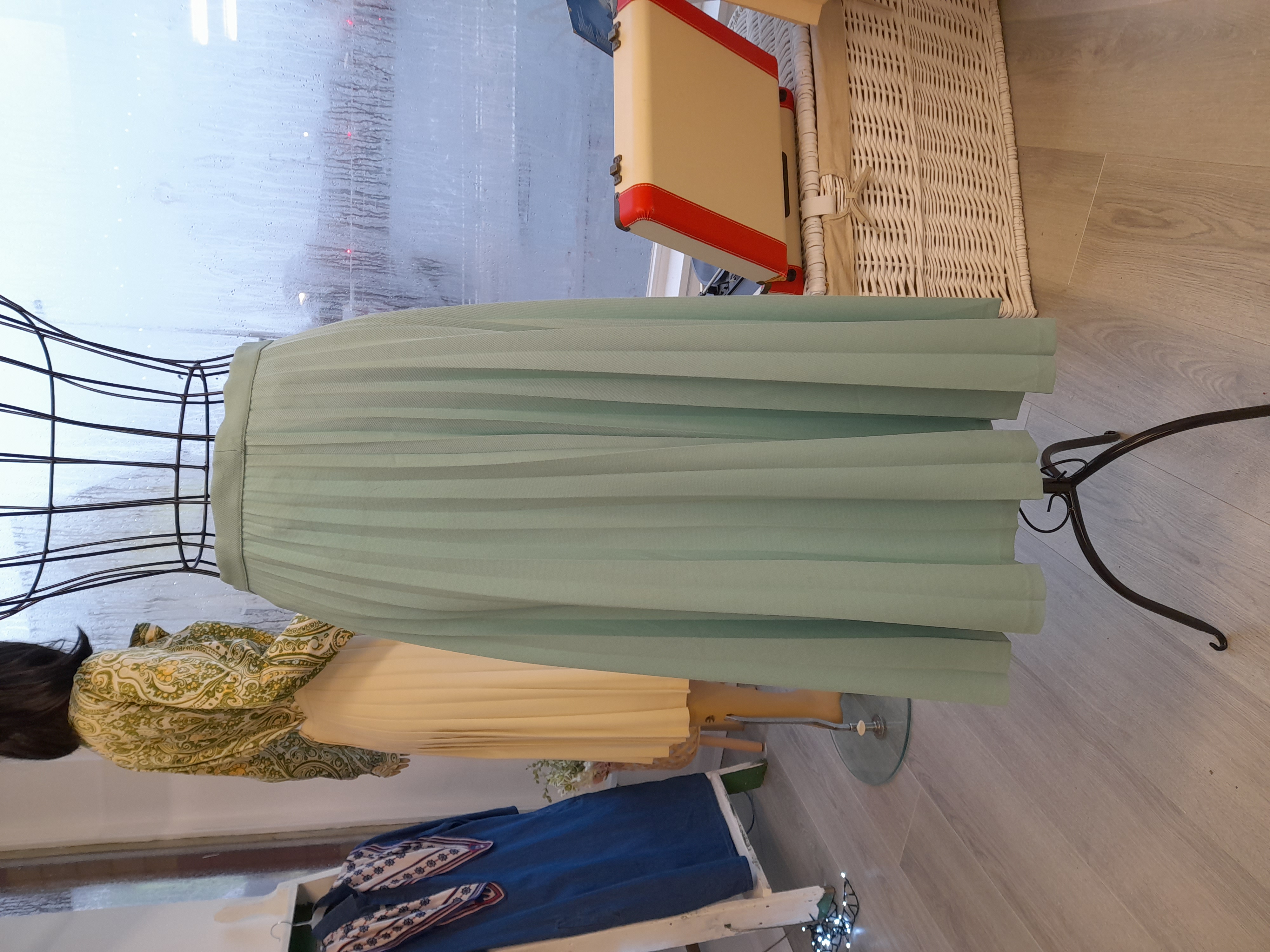 Mint Green Vintage Pleated Skirt