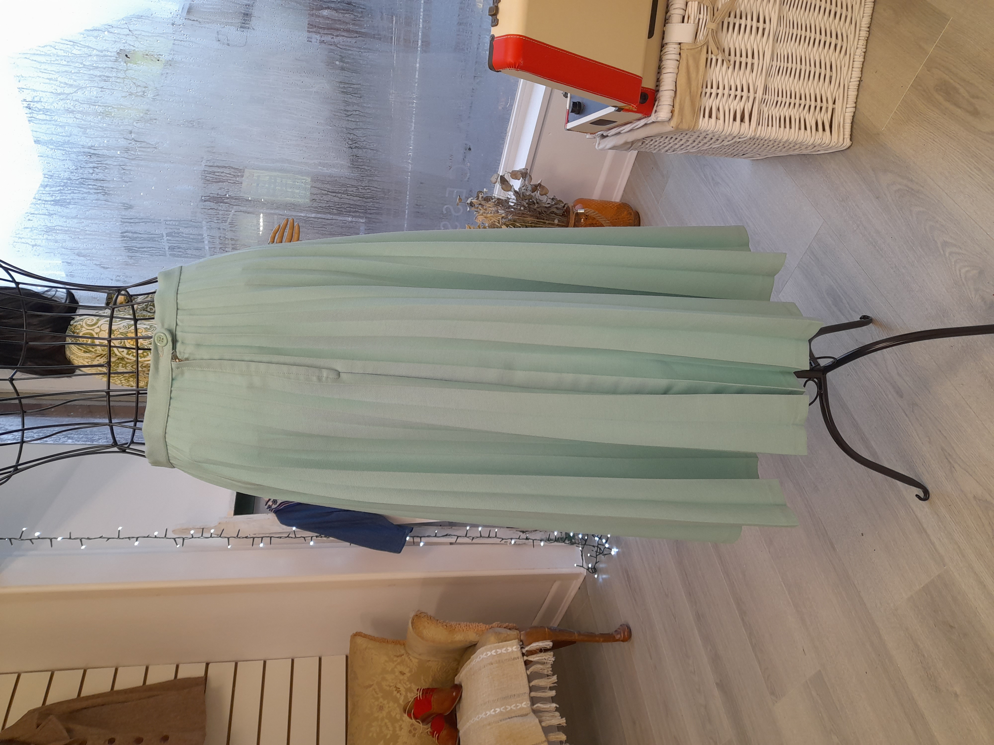 Mint Green Vintage Pleated Skirt