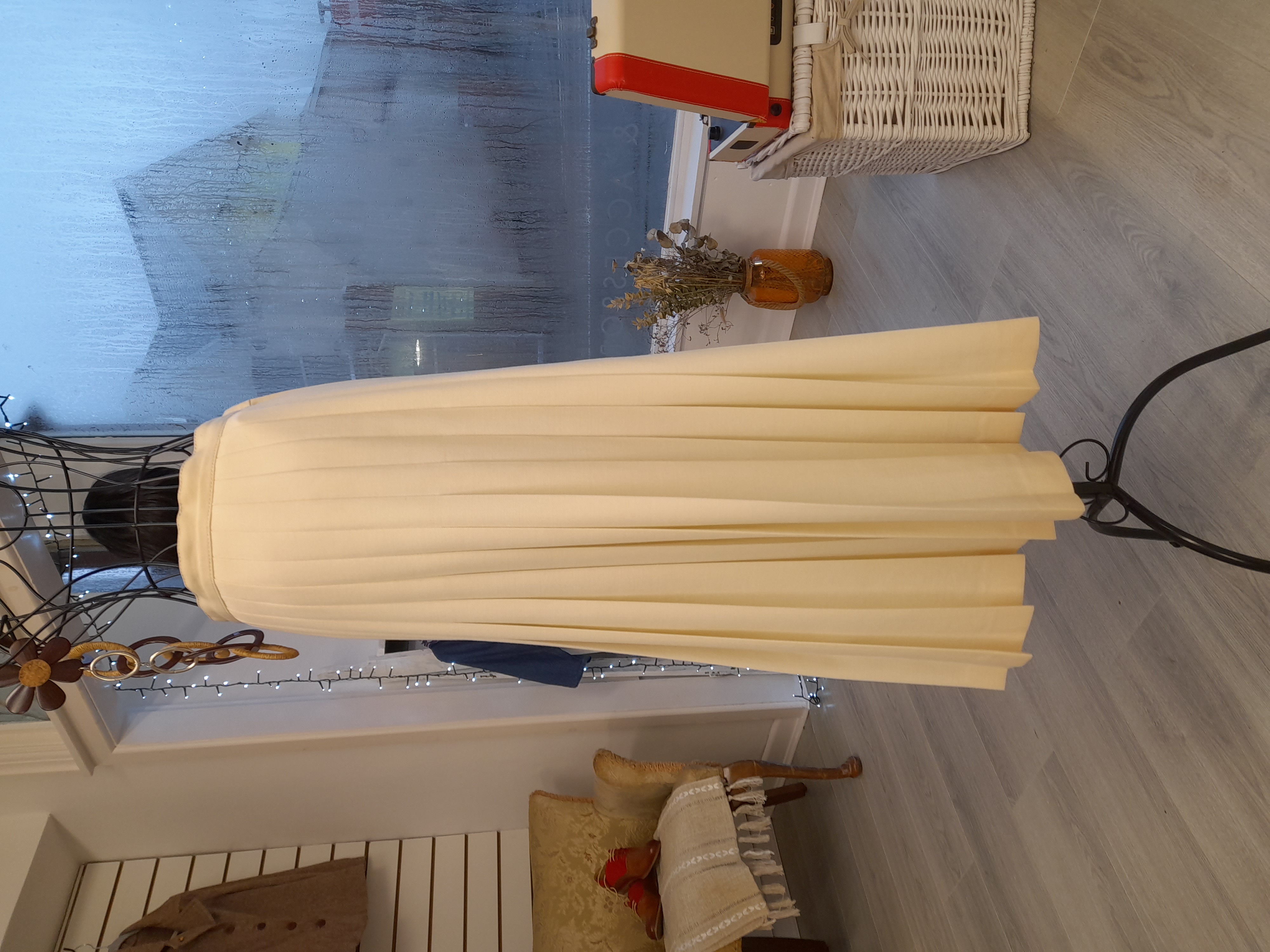 Light Cream / Off-white Pleated Vintage Skirt