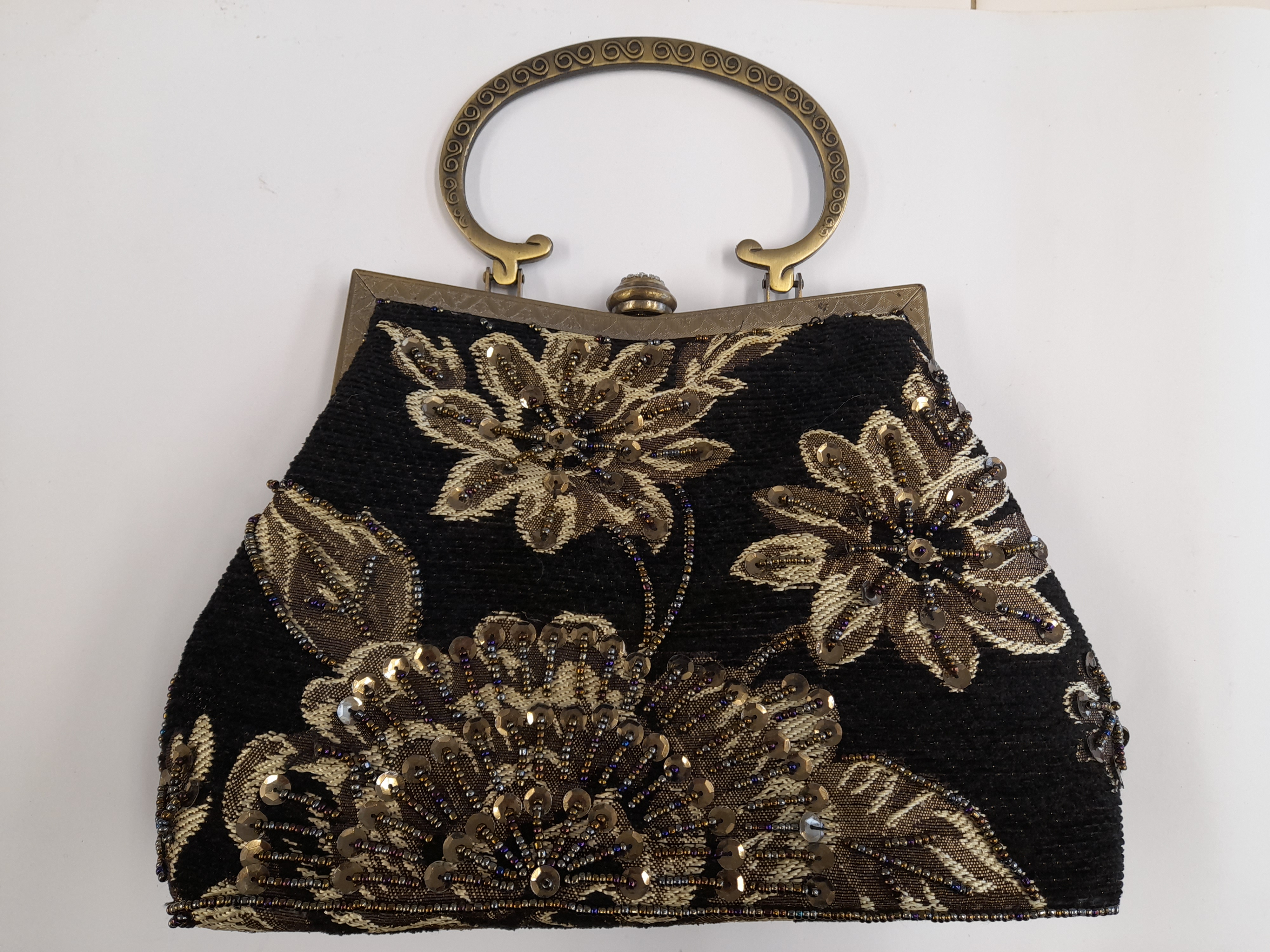 Vintage Floral Handbag