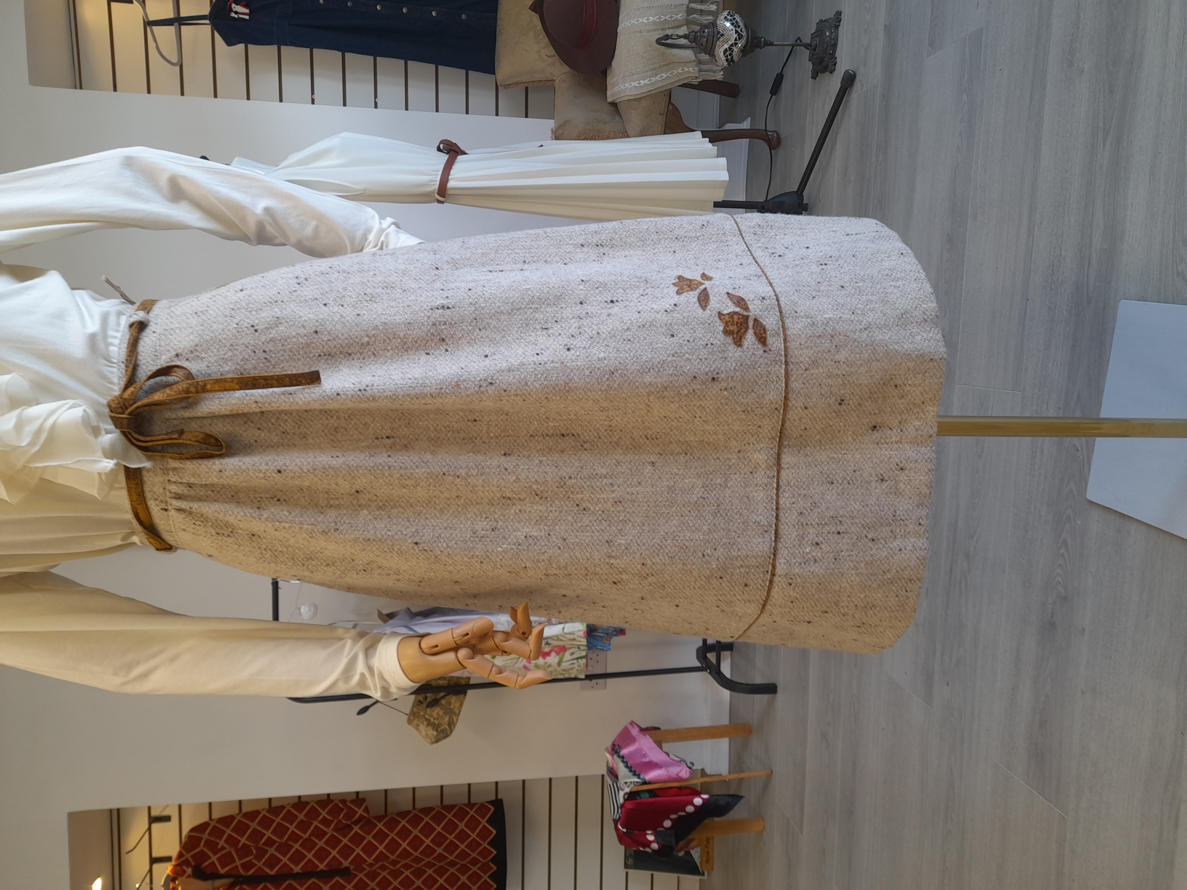 Ralph Creation Vintage Beige midi skirt 