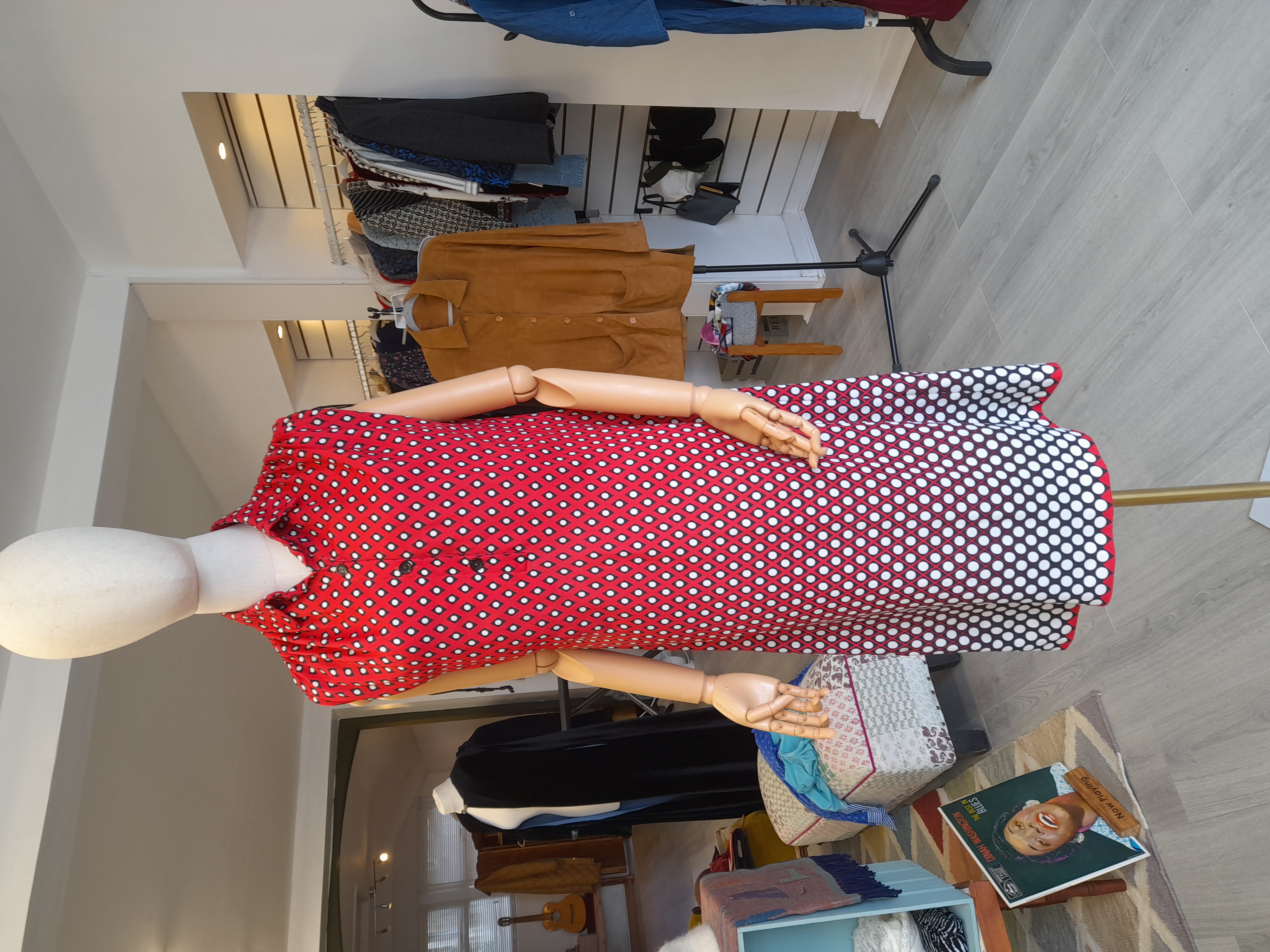 70s Vintage sort sleeve dress